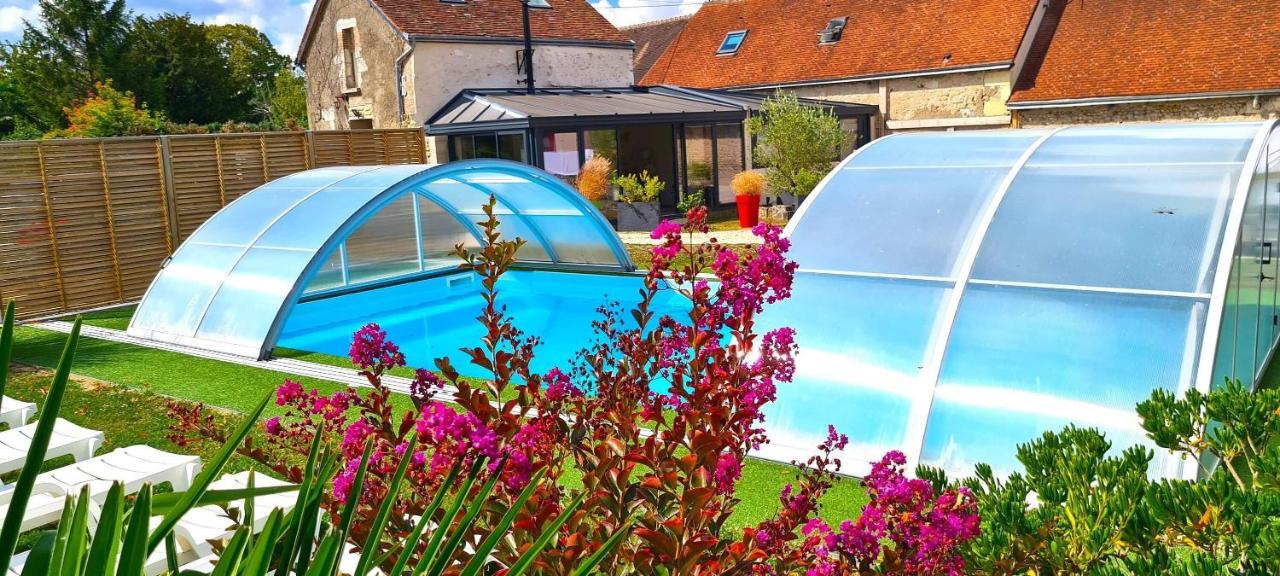 Hotel Gite La Belle Aventure Avec Piscine Et Jacuzzi Mosnes Exteriér fotografie